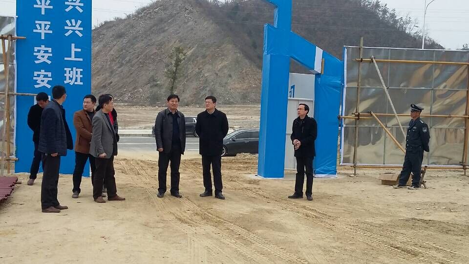 é���^(q��)���^(q��)�L�w�鸣���|�L���I(y��)�@���ČWУ�F(xi��n)���{(di��o)��3